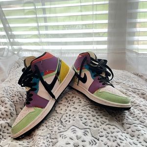 Nike Air Jordan 1 Mid SE Multi-Color
